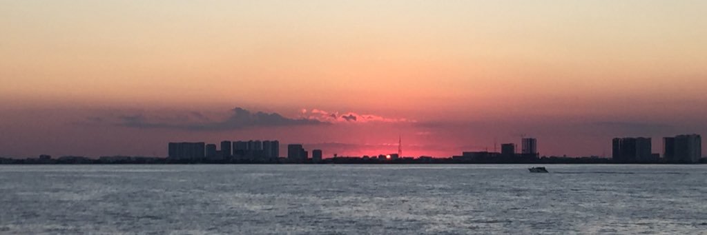 BrenR_'s profile banner image
