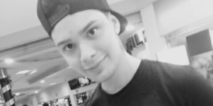 micbenavides's profile banner image