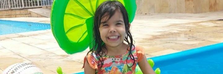 MonicelRj's profile banner image