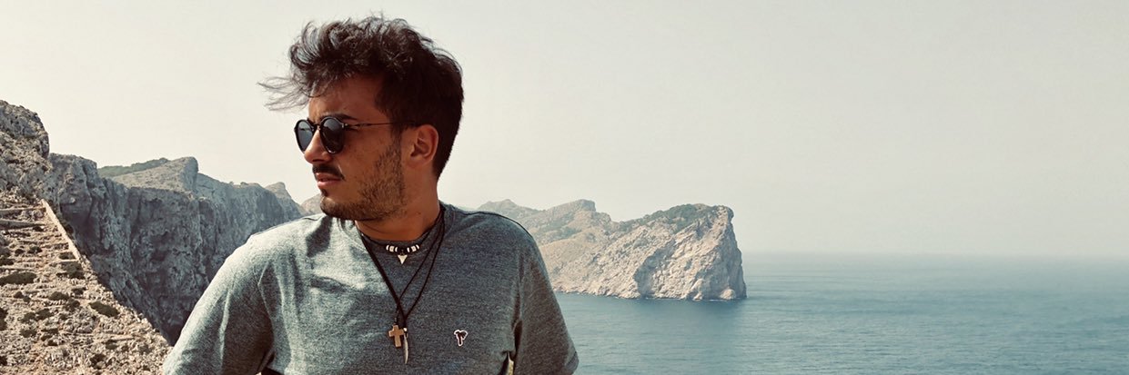 AlbertoParres97's profile banner image