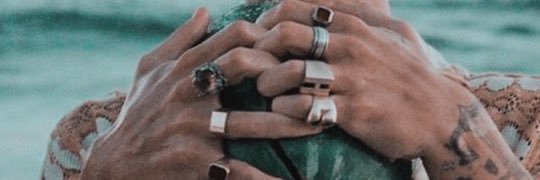 harriesadore's profile banner image