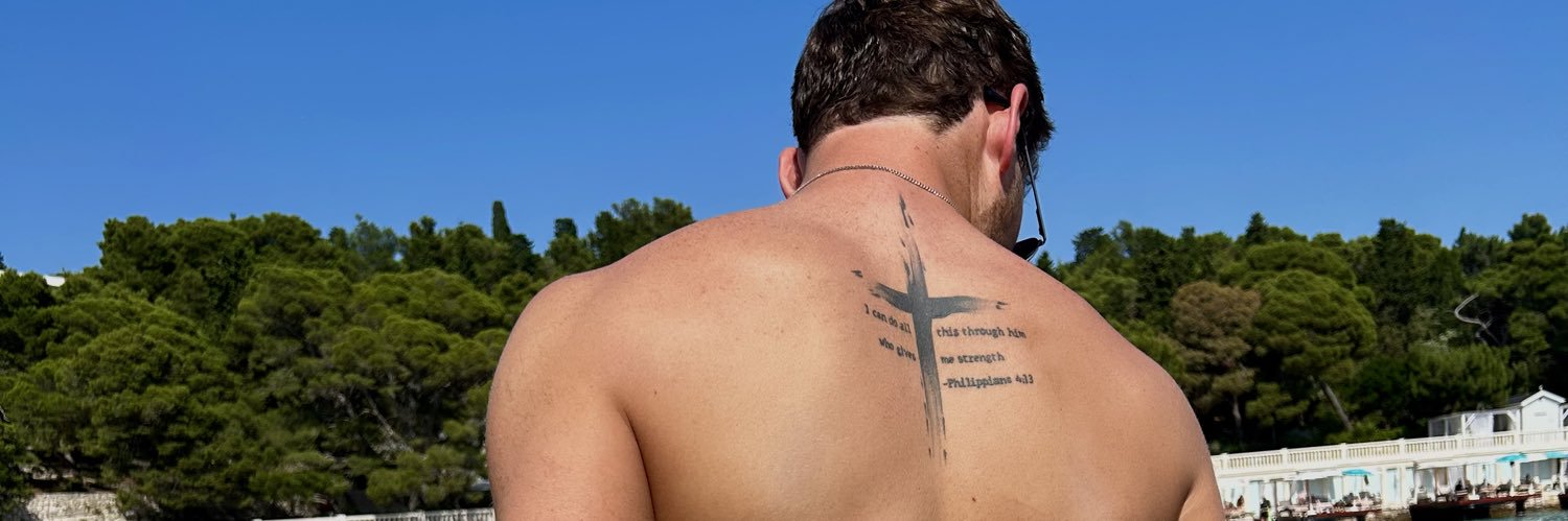 evan13mitchell's profile banner image