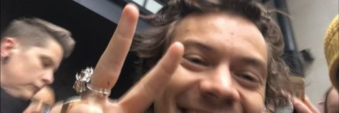 tayxharry's profile banner image