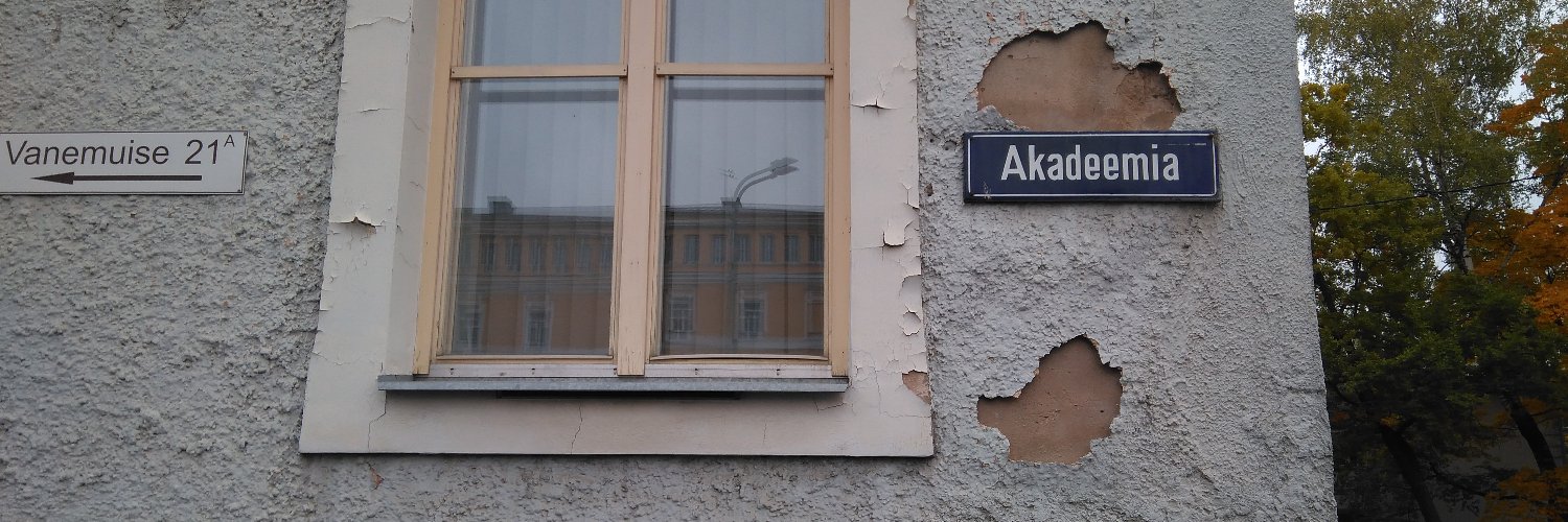 María E. Marqués banner