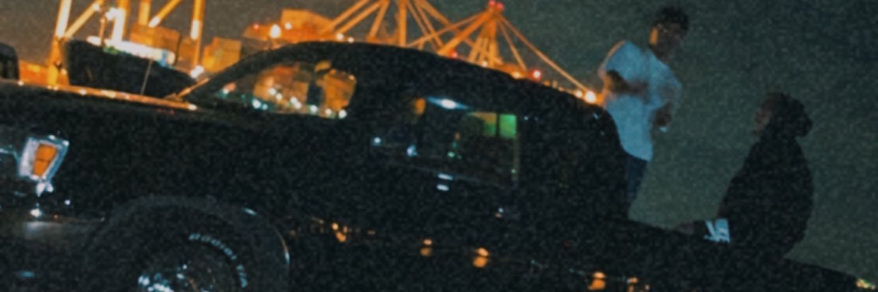 ak690605's profile banner image