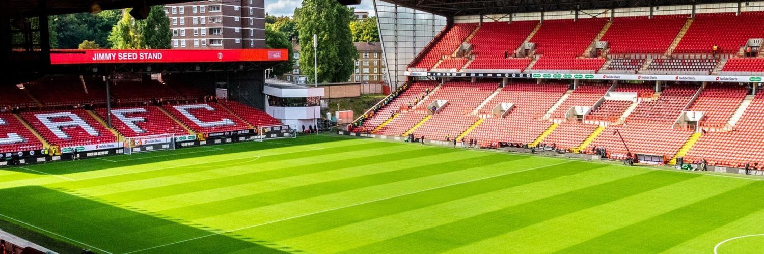 Tom 🔴⚪ banner