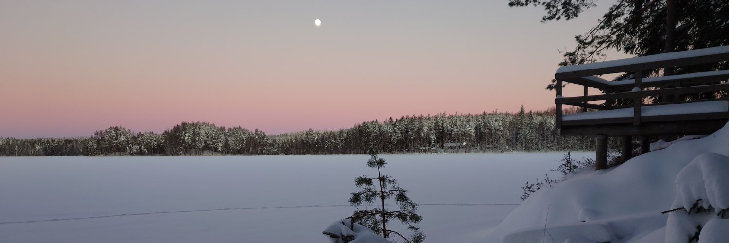 micmicww's profile banner image