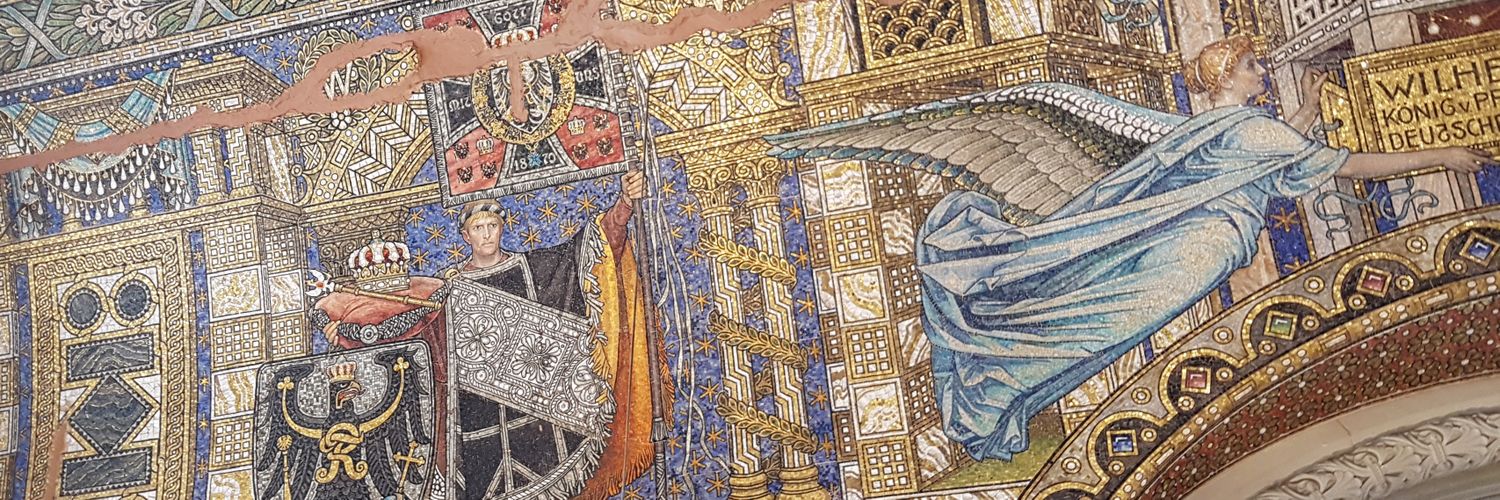 dielauraura's profile banner image