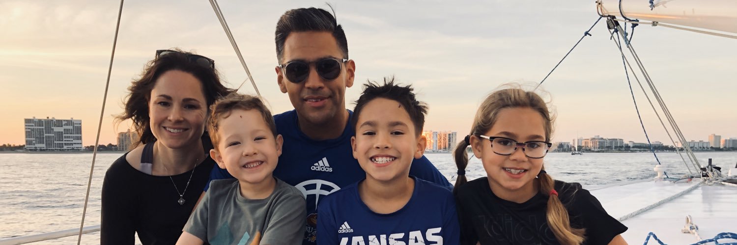 iujaydoc's profile banner image