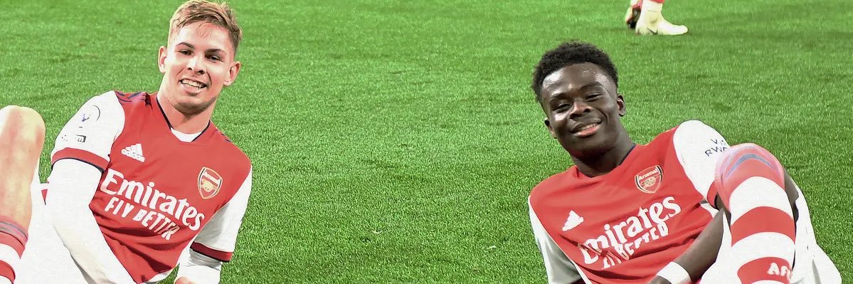 Eyi_Tee's profile banner image