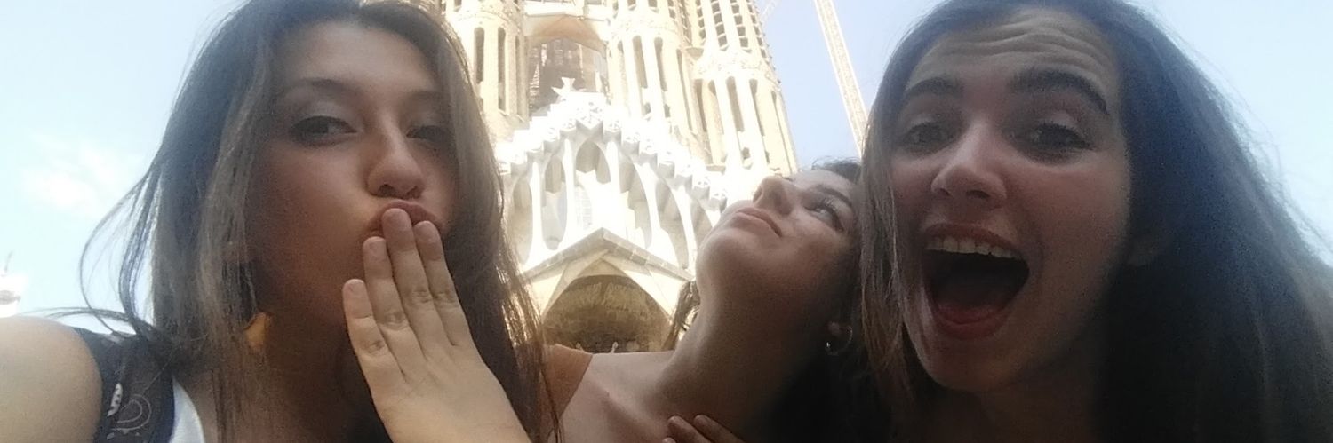 anacalopez's profile banner image