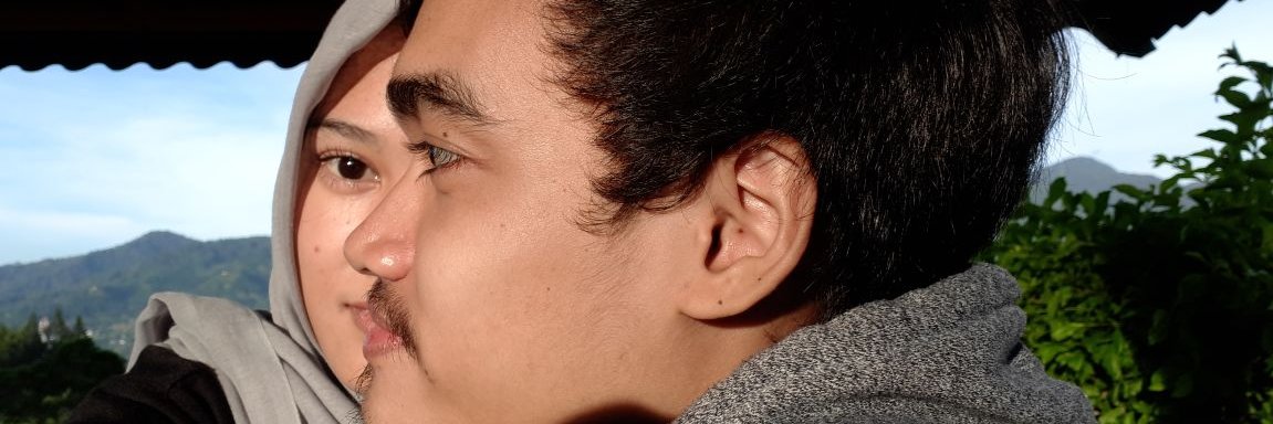 deasnml's profile banner image