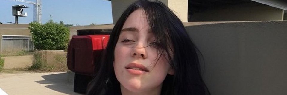 Jess🦋💜's banner