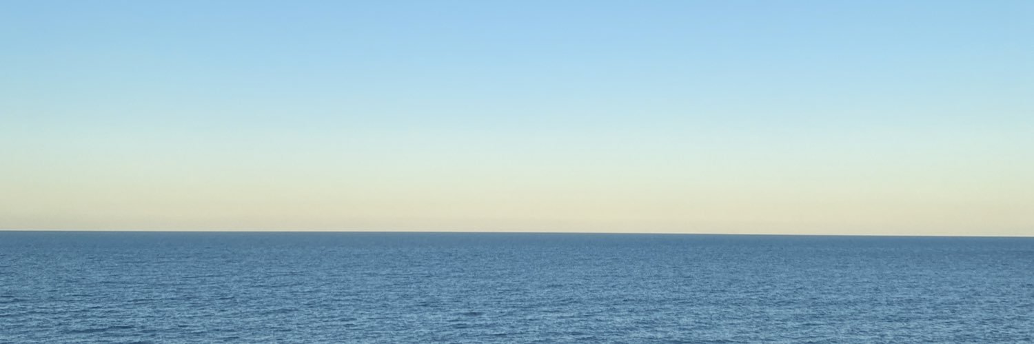 _llareee's profile banner image