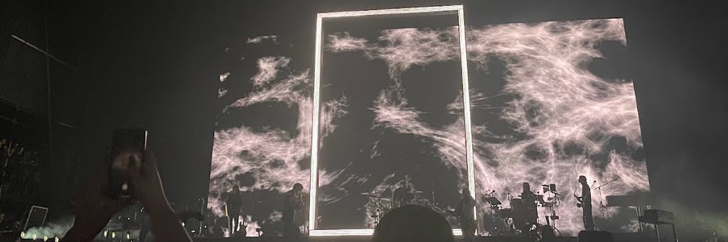 nicoleolee8's profile banner image