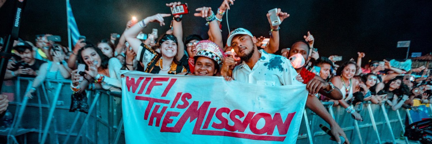 PlNKWIFI's profile banner image
