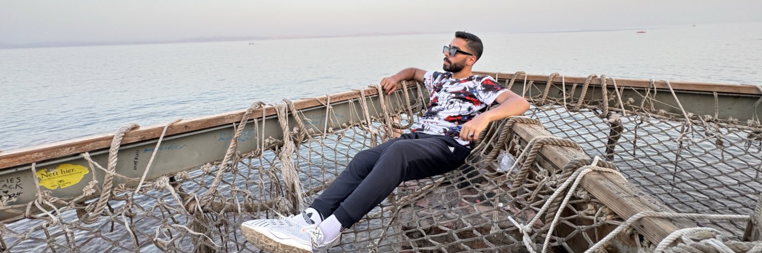 omaarazizz's profile banner image