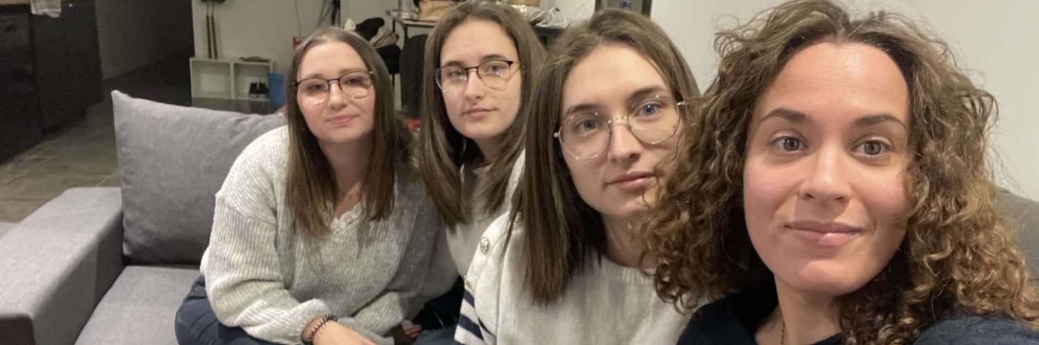 Mariee_l24's profile banner image