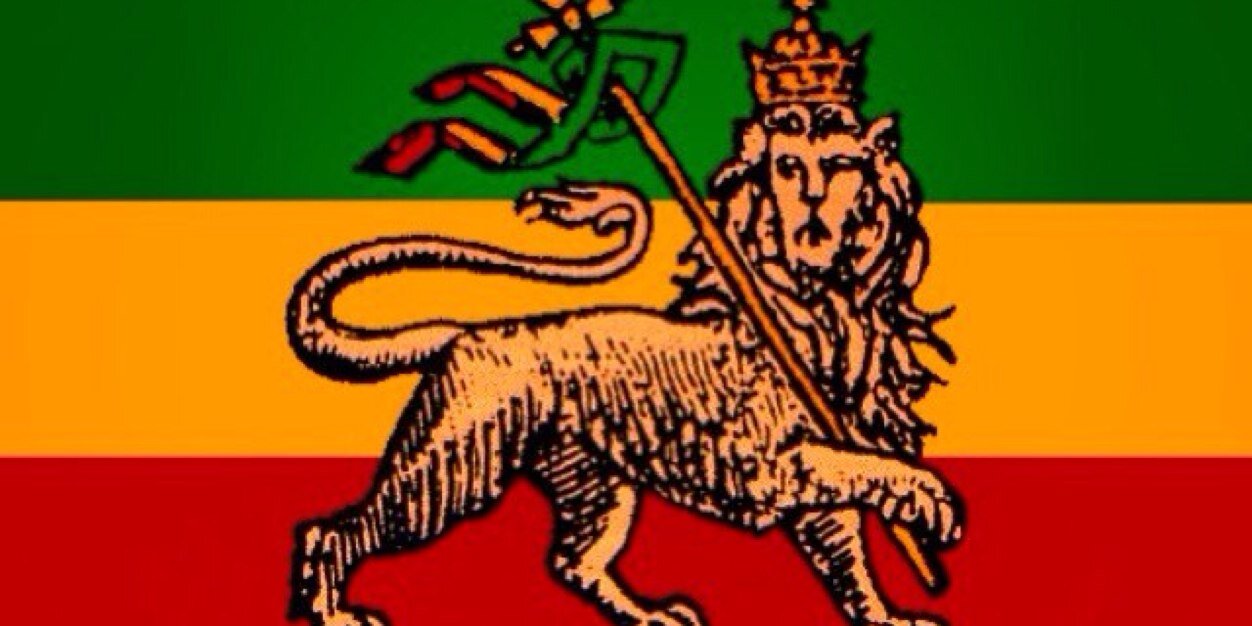mustbeforeign's profile banner image