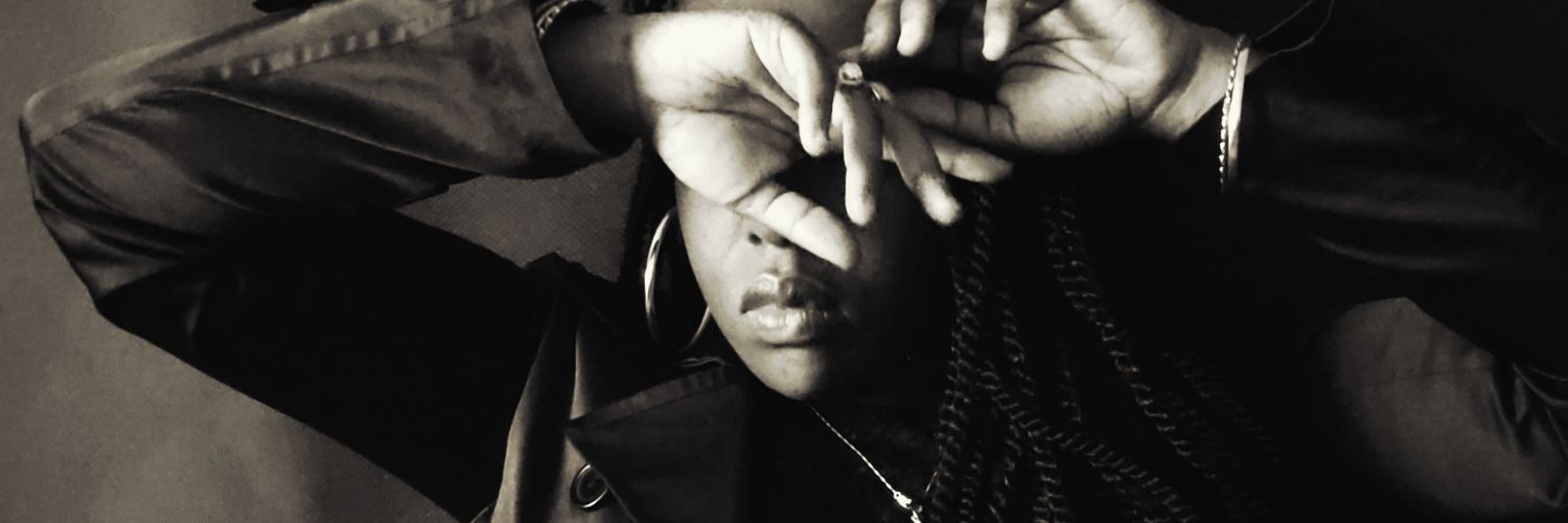 Auntie Ell banner
