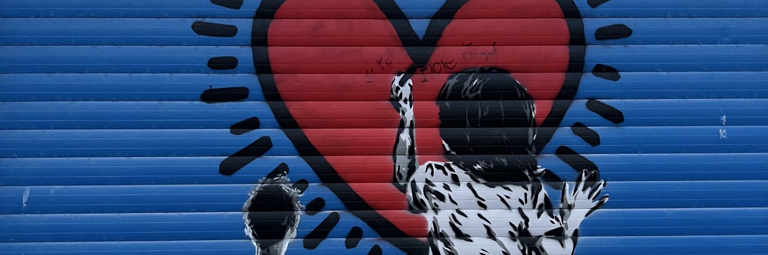 louxlh's profile banner image
