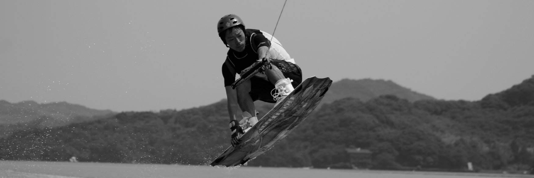 松尾基成 banner