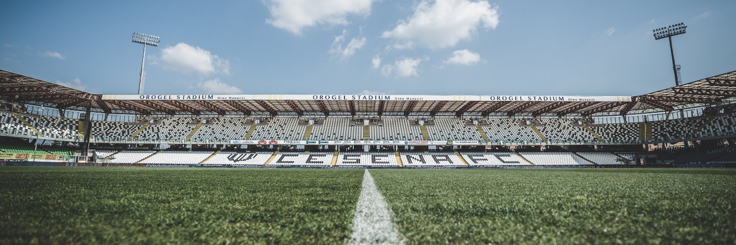 orogelstadium banner