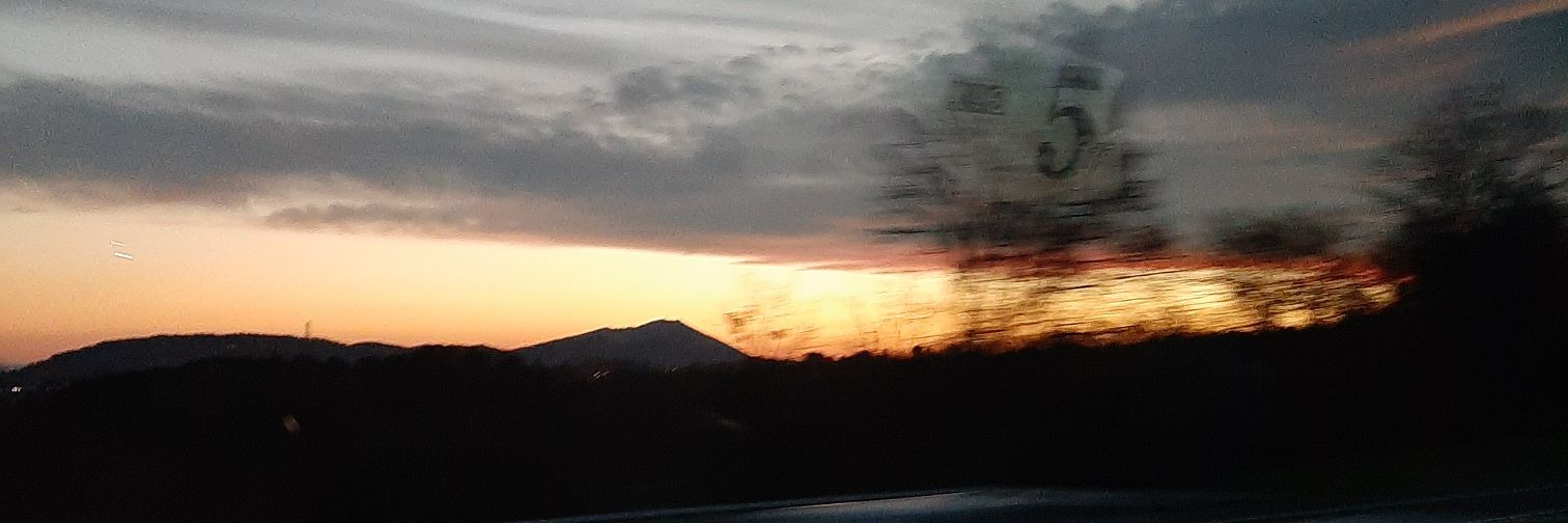 Irati Alvarez 🌙 banner