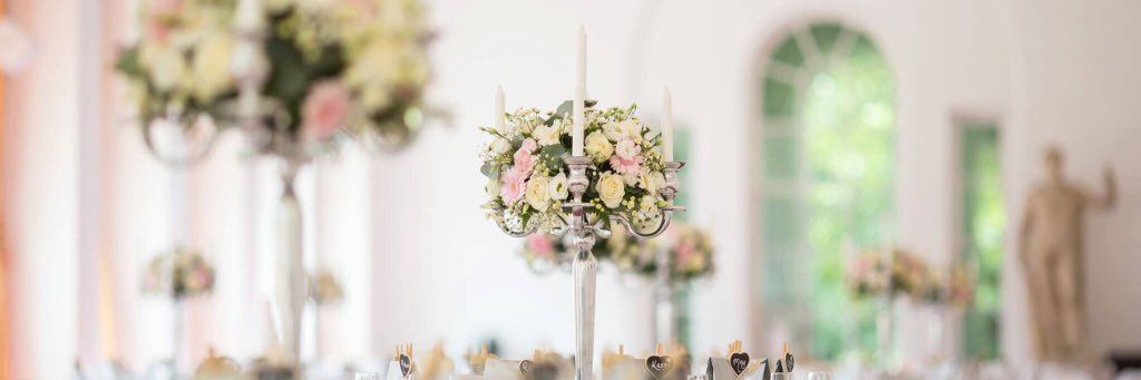 1st Class Weddings banner