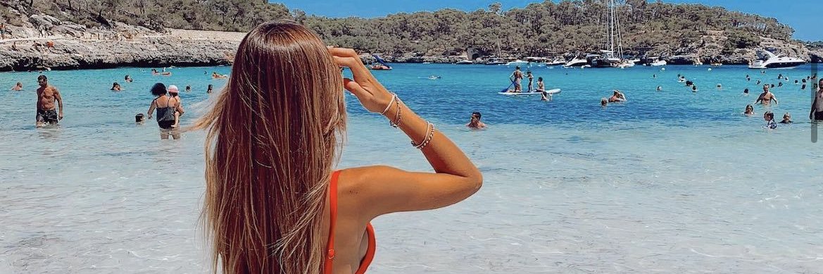 andrealova2's profile banner image