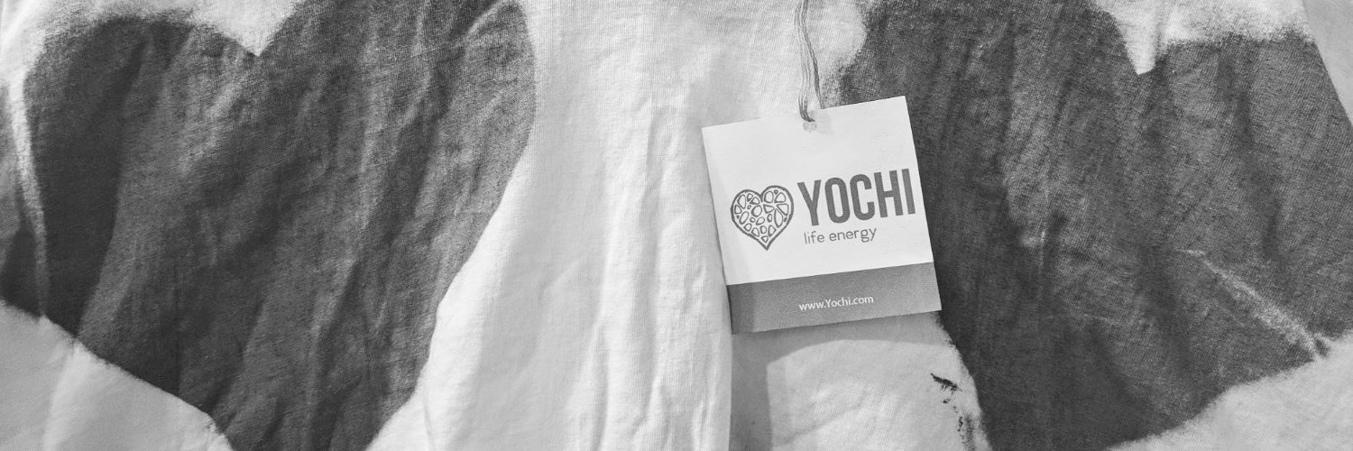 yochi's profile banner image