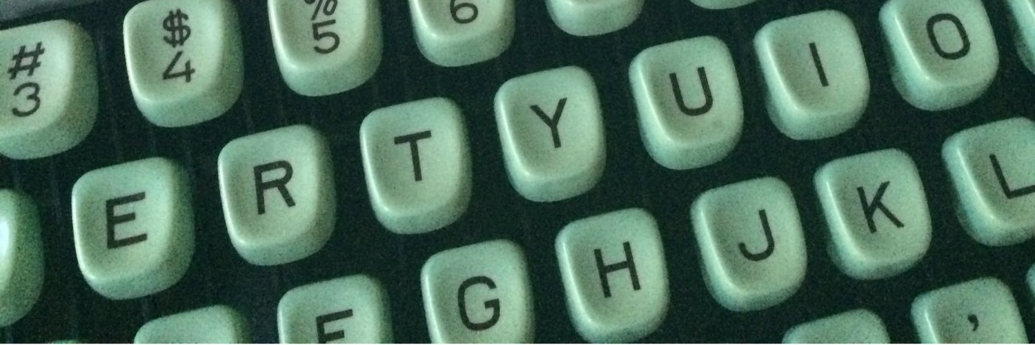 lauralissak's profile banner image