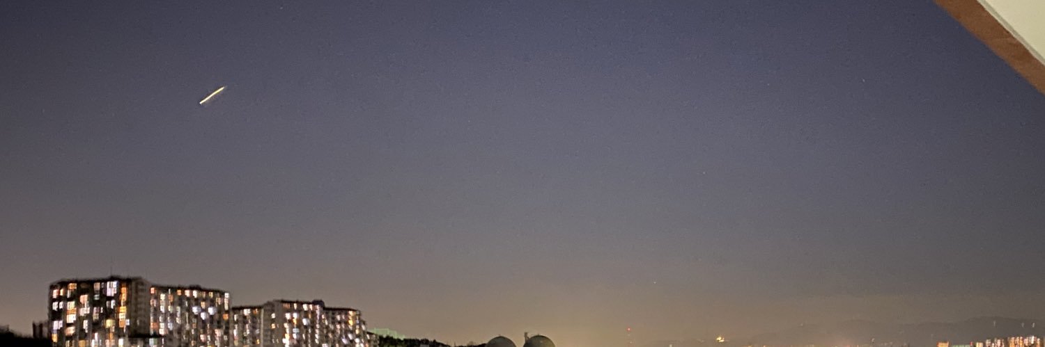 yuchin_72's profile banner image
