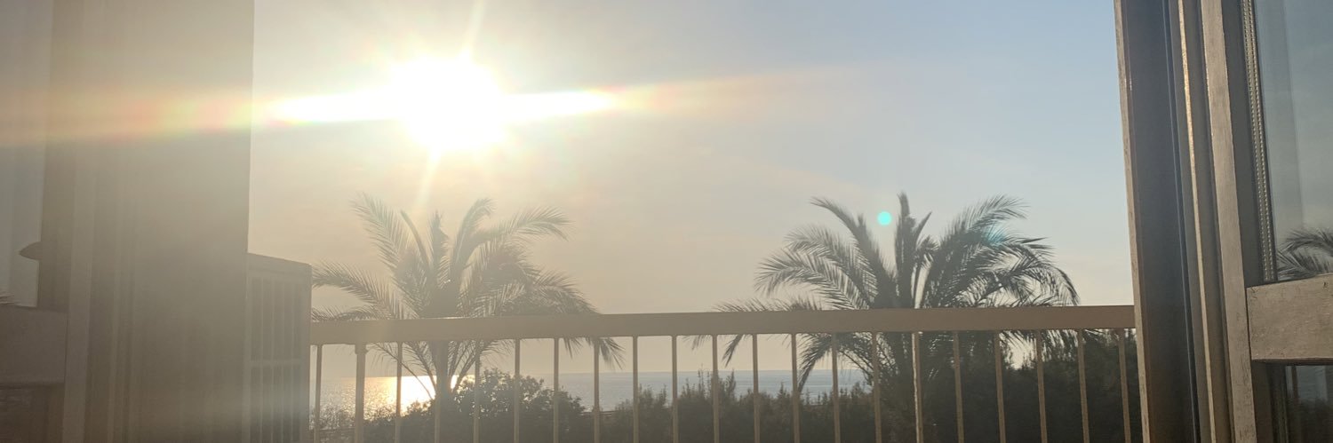 MeetKiing's profile banner image