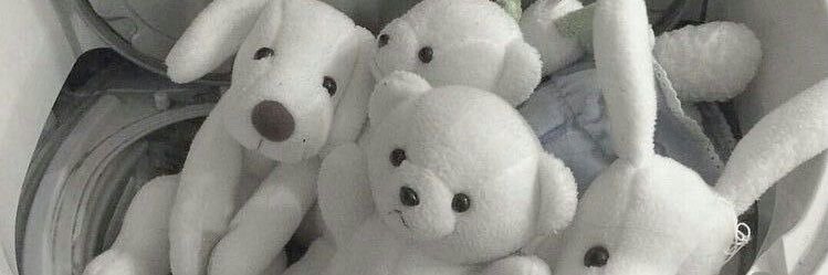 Gamze_Yelgin's profile banner image