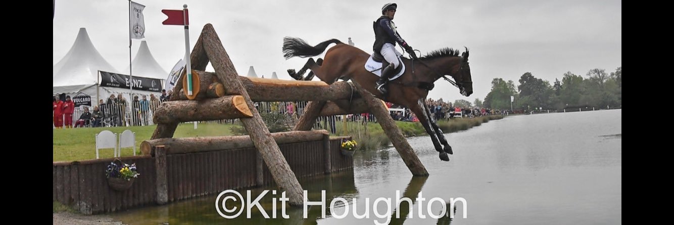 Alexander Bragg banner