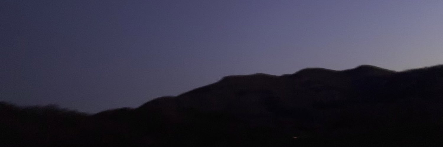 beffuhknee's profile banner image