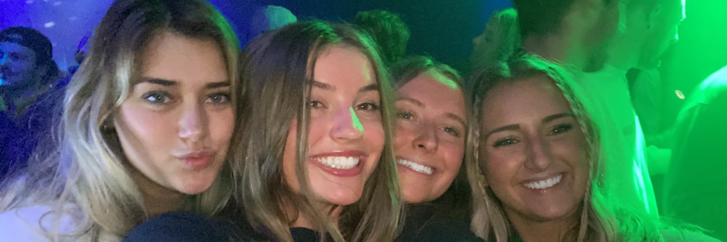 ely_brooke's profile banner image