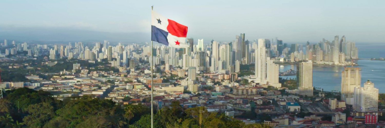 Visit Panama banner