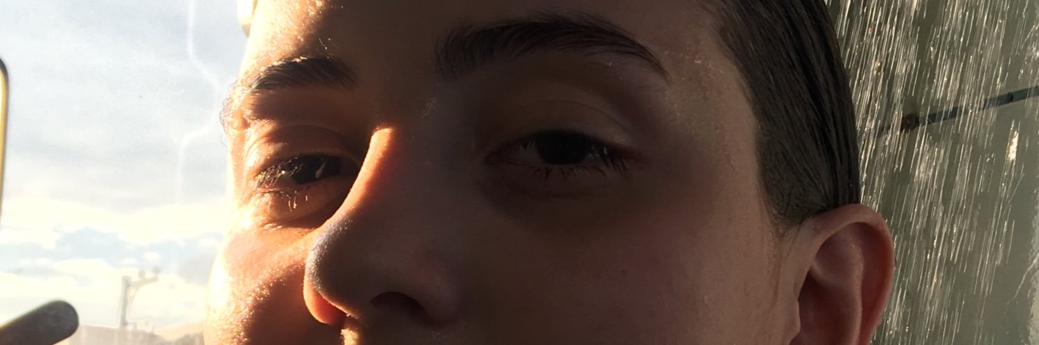 dresmaiada's profile banner image