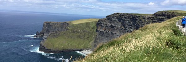 Moonekev Profile Banner