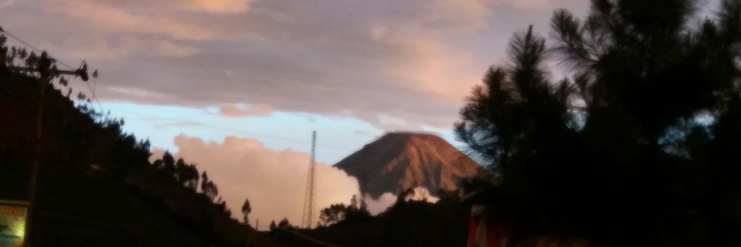 yogypratomo's profile banner image