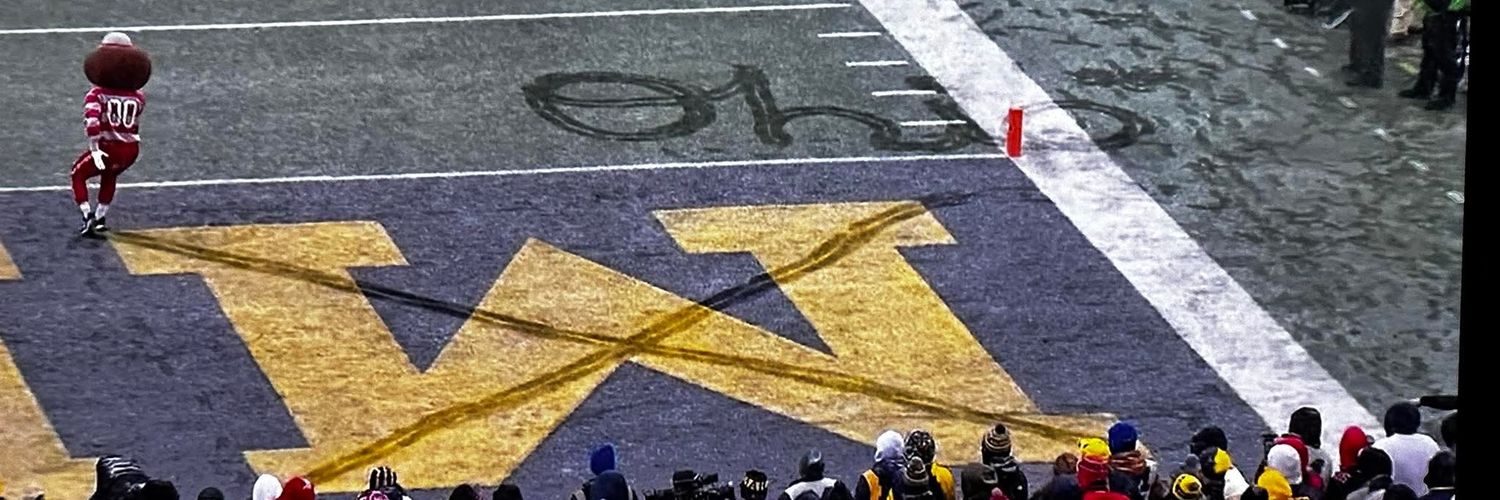 B0RD3R_'s profile banner image