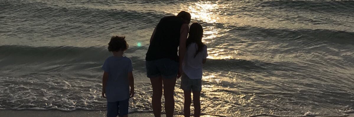 lor_maguire's profile banner image