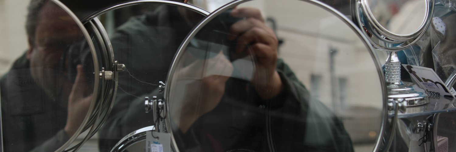 SIMONLLOYD65's profile banner image