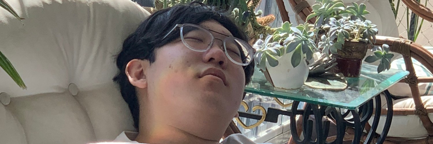 guigliao's profile banner image