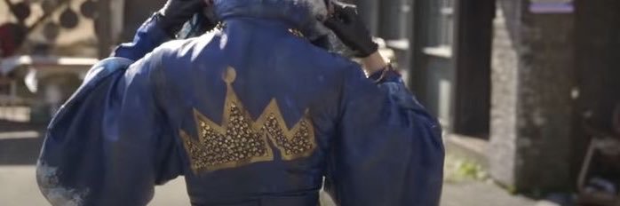 bluehairedbeaut's profile banner image