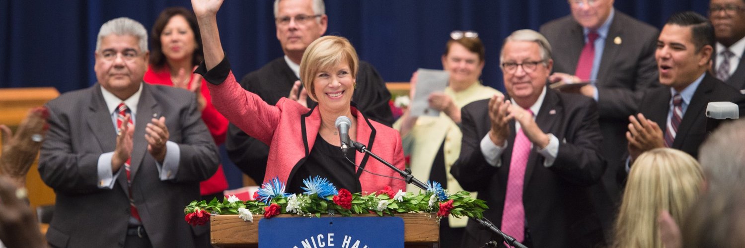 Janice Hahn's banner