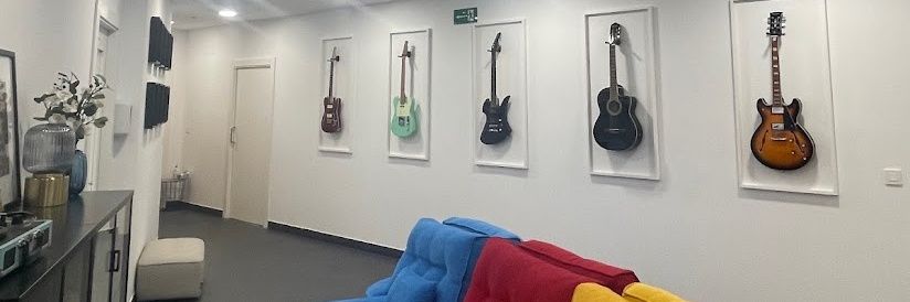 Dani con X ▶️ 🤖 banner