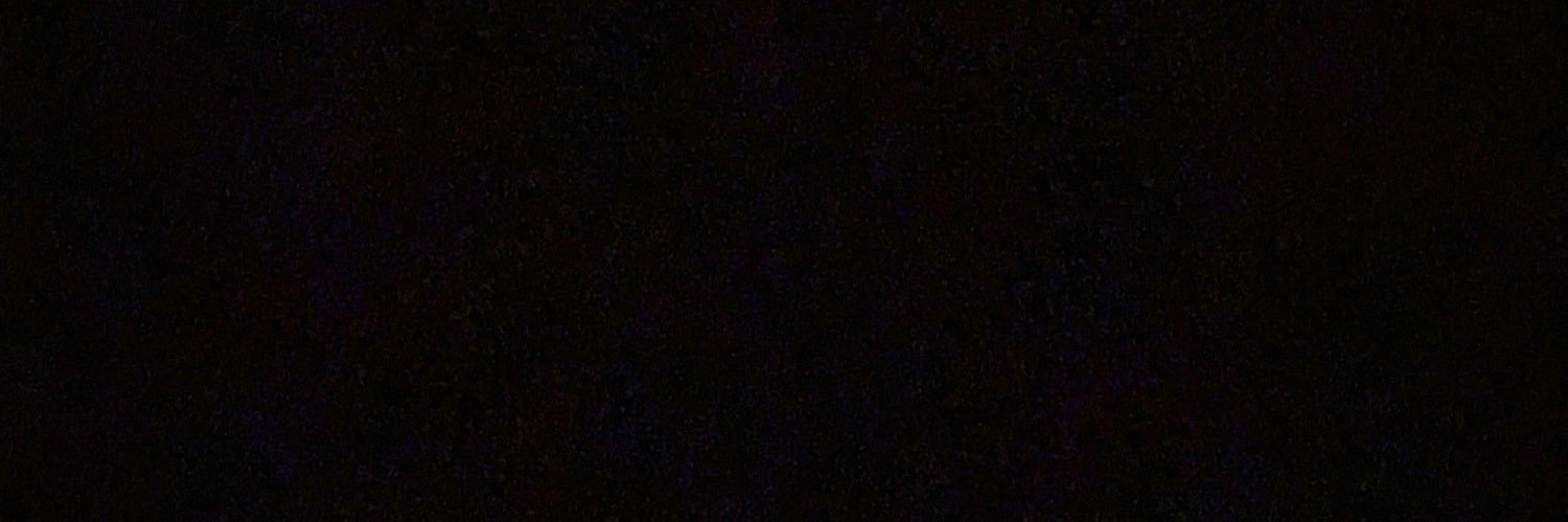 _laislaa's profile banner image